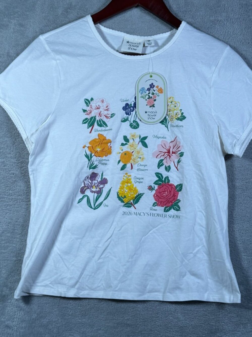 Macys Flower Show T Shirt Womens M White Floral Graphic Short Sleeve Tee $30